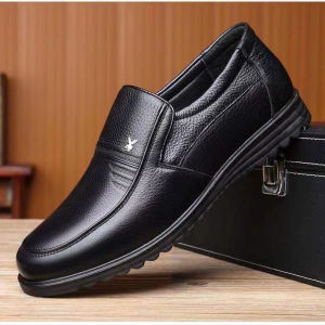 Mens Casual Business Shoes Black Soft Leather Shoes For Men Pointed Toe Dress Shoes Mens Pull On Office Formal Shoes