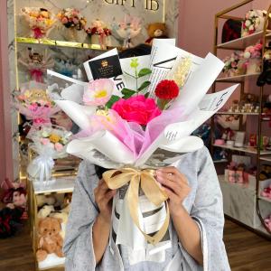 Buket Bunga Artificial Buket Bunga Valentine Kado Romantis Kado Valentine Kado Anniversary Kado Ulang Tahun