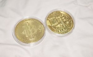 Bitcoin & Ethreum Coin Collectibles Gold Plated