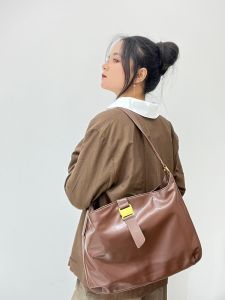 Fashion 2305 Shoulder Bag