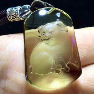 Pure natural Brazilian citrine fortune pig pendant the bearer is smooth and safe the main good fortune block evil and drive away bad luck 🍃 crystal clean and flawless perfect carving lifelike perfect and beautiful size: 35.5*24*13.5mm