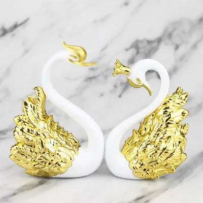 Pajangan Keramik Aesthetic Lemari Pajangan Patung Romantis Mewah Hias Living Room Home Decor Ornament Kabinet Pajangan Luxury Style Bahan Berkualitas Hiasan Rumah Hiasan Meja Lemari