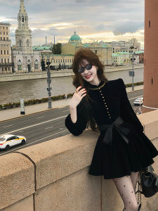 Eat Green Vegetables [ The Daughter of Ballard   New Product 95 Fold ] Hepburn Style Black Velvet Long Sleeve Dress for Autumn