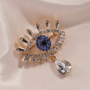 Brooches Chest Jewelry Devils Eye Chest Jewelry Luxury Decoration Unique Charm Fashion Wedding Party Adults