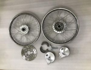BỘ CĂM ĐÙM NIỀNG(VÀNH NAN SẮT) BẢN 1.2 VÀ 1.4 X17 INCH THẮNG ĐĨA CHO WAVE S RS RSX 110 FUTURE 125 MẬP WAVE 125 THÁI GẮN ZIN THEO XE KHÔNG CHẾ CHÁO
