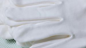 Găng tay 100% cotton Clearbody Organics dành cho tay khô khi ngủ cỡ S 5 đôi    Kích thước trung bình - Bông hữu cơ được chứng nhận bởi GOTs - Thoáng khí - Tặng kèm túi giặt - Dành cho người dễ bị viêm da cơ địa tay thô ráp nứt nẻ hoặc khô.