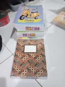 BUKU KIKY BUKU TULIS ISI 10 BUKU PER BUKU ISI 58 LEMBAR