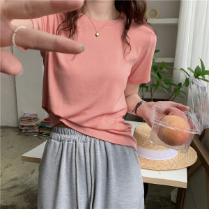 KDAShop สินค้าราคาสุดคุ้ม เสื้อยืดผู้หญิงงานแฟชั่น เสื้อทรงสลิมเข้ารูป เนื้อผ้านิ่มบางเบาใส่สบาย มีหลากหลายสีให้เลือก ราคาถูกมากสั่งเลยใส่สบายจริง