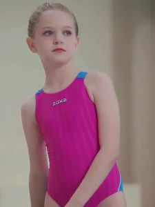 ชุดว่ายน้ำที่ได้รับการรับรองจาก FINA Zoke สำหรับเด็กผู้หญิง ชุดฝึกซ้อมแข่งขัน ชุดว่ายน้ำสำหรับนักกีฬา ชุดว่ายน้ำสปอร์ตสำหรับวัยรุ่น