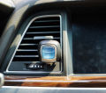 Nước Hoa Ô Tô Febreze Cao Cấp Kẹp Cửa Gió Điều Hòa Xe Hơi Febreze Car Vent Air Freshener (nhiều mùi). 