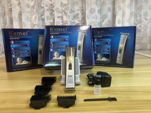KEMEI รุ่น KM-5017 บัตตาเลี่ยนตัดผมไร้สาย เบาแบตตาเลี่ยน เครื่องโกนผม ที่ตัดผม ที่ตัดผ-sinn