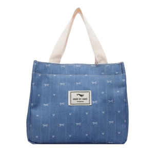 B.LIVEM 🔥50%OFF🔥กระเป๋าถือแมว KT สีน้ําเงินเดนิมเรียบง่ายกระเป๋าผู้หญิงกล่องอาหารกลางวันความจุขนาดใหญ่กระเป๋าเบนโตะ