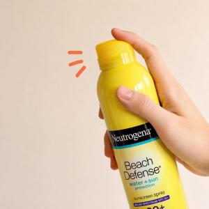 Xịt chống nắng toàn thân Neutrogena Beach Defense Water + Sun SPF60+ 240g - - Thích hợp dùng khi đi tắm biển bơi lội. - Không gây bết dính hạn chế bị rửa trôi khi tiếp xúc với nước và mồ hôi.