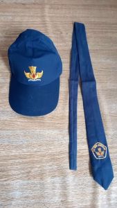 topi SMP biru- biru bordir belakang pakai karet