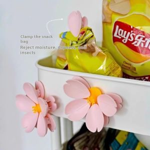 รูปลอกแม่่เหล็กติดตู้เย็นดอกซากุระทรงกลมของแอนนี่พร้อมคลิปซีลที่ใช้ซ้ำได้สำหรับบรรจุภัณฑ์อาหารและใช้ตกแต่งบ้าน