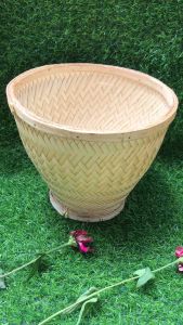 หวดนึ่งข้าวเหนี่ยวขนาดเล็ก (ขอบไม้) รุ่นแข็งแรง สามารถนึ่งข้าวได้ 1-2 กิโล ใช้ได้กับหม้อนึ่ง เบอร์ 20