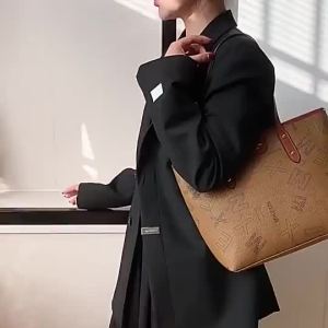 2024 New Fashion Handbill Shoulder Shopping Bag Fashion Versatile Large Capacity Tote Bag B0227