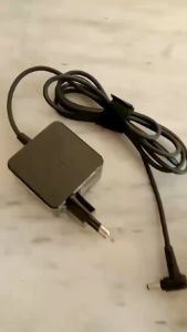 Adaptor Charger Laptop Asus Kompatibel dengan Berbagai Model