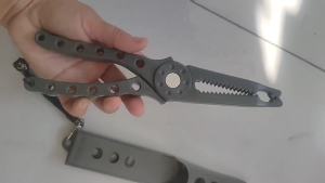 Fish Lip Grabber Fish Body Clamps Fishing Hand Tool Fish Clamp Fishing Grippers Fish Mouth Grabber Fish Holder Tongs