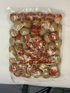 VIRAL ISI 50 BUTIR bakso shahila urat premium daging sapi alsi dengan kombinasi daging ayam isi 50 butir dengan rasa yang nikmat dan bergizi tinggi cocok untuk kecerdasan otak serta masakan dan cemilan.