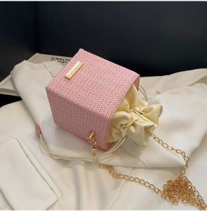 [FREESHIP MAX - MẪU NHƯ ẢNH] Túi vuông nhỏ đeo vai trẻ trung - dễ thương. Đi tiệc - Đi làm - Đi chơi..