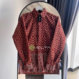 Kemeja pria terbaru dari bahan kain tenun