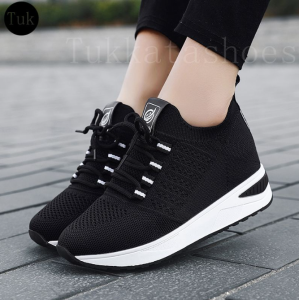 สำรวจลิงก์: [ส่งเร็วพิเศษ!] พร้อมส่ง รองเท้าแฟชั่น รองเท้าผ้าใบ รองเท้าเสริมส้น แฟชั่น รองเท้าสลิปออน รองเท้าสวม