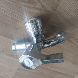 Bộ củ sen 1 đường nước lạnh kèm vòi hoa sen tay sen tâng áp loại đẹp mạ Crom áp lực cao mạnh mẽ