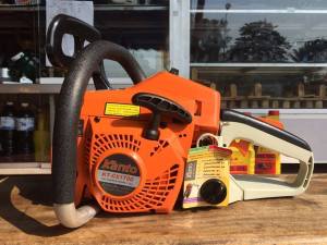 เลื่อยยนต์ KANTO CS-1700 รุ่นงานหนัก ฝาสตาร์ทสีส้มไม่ต้องขึ้นทะเบียนโรงงานเดียวกันกับzomax