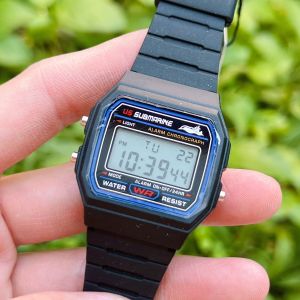 นาฬิกาข้อมือยี่ห้อ หน้าปัดขนาด 35มม. ระบบดิจิตอล กันน้ำ 30ม. สายยาง สวมใส่สบาย พร้อมส่งนะคะ