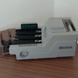 máy đếm tiền XIUDUN _668E máy phát hiện tiền giả tiền khác loại đếm được tất cả các loại tiền  máy bảo hành 18 tháng