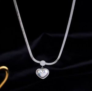Kalung Titanium Pipih Gold Wanita Liontin Love Keramik Korean Style