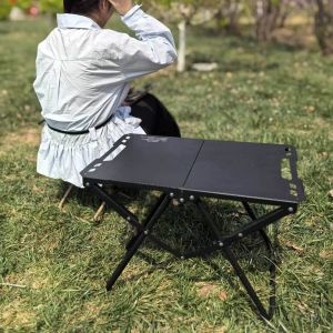 ZM10Q ความแข็งแรงสูง โต๊ะพับสำหรับการตั้งแคมป์ ความผ่อนคลาย น้ำหนักเบา โต๊ะพับได้ หลายฟังก์ชัน ดำ โต๊ะชายหาดปิกนิก ปิกนิกบาร์บีคิวกลางแจ้ง