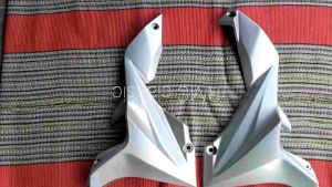 sayap bawah Honda Blade warna silver RMC classic