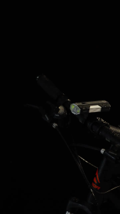 Mạnh mẽ xe đạp đèn pha phía trước waterproofs Sáng Đèn Pha Led Xe Đạp 6 chế độ ánh sáng xe đạp ánh sáng dễ dàng để cài đặt