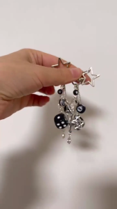 Fashionable Star Black 8 Keychain Ideal for Adding A Touch of Elegant to Your Fashion Accessories Daily Use