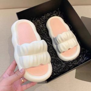 [READY STOCK🇲🇾] Women Ins Style Cloud Fluffy Wrinkle design Comfy Wear Soft Bottom PVC Anti-Slip 2023 Summer Casual Outdoor/ Indoor Slipper Sandal | Kasut Selipar Sandal Perempuan Awan Gebu design | 2023最新奶呼呼踩屎感厚底可爱凉拖鞋女