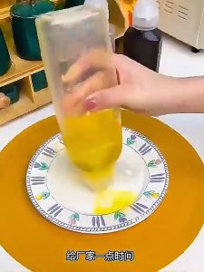 300/500ml Kitchen Oil Bottle Condiment Squeeze Bottle High Temperature Resistant Leak Proof Press Type