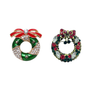 Lovely Handmade Brooches Cuteness Christmas Pins Cartoon Clothing Alloy Texture for Trendy Outfits and Gifts