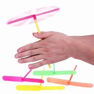 XUECHUANGYING Mini Novelty Flight Gift Traditional Classic Pressure Resistant Toys Plastic Dragonfly Dragonfly Propeller Mini Copt Helicopter Outdoor Game Set