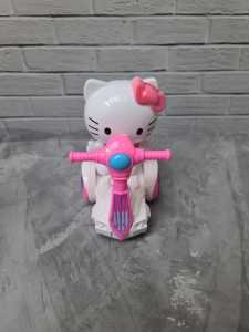 Mainan Anak Tricycle 3D Light Electric Sepeda Scooter Baterai Karakter Doraemon Hello Kitty