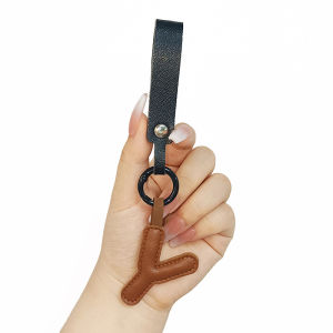 Elegance A To Z PU Leather Initial Letter Keychain For Women Candy Color Simple Fashion Bag Phone Pendant Car Key Ring Jewelry Gifts
