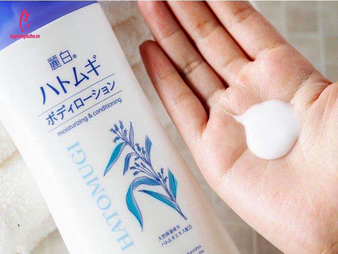 Tôi đã sử dụng sữa rửa mặt gạo ý dĩ Hatomugi và đây là điều tôi không biết trước khi bắt đầu