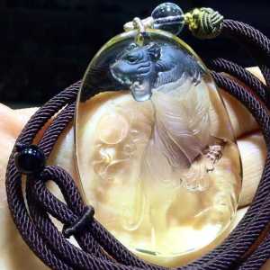 Pure natural yellow crystal zodiac tiger pendant ✨ Full and plump in shape exquisite in craftsmanship lifelike helps career progress steadily🙏 Attracts wealth and prosperity abundant financial resources! Protects peace and health