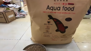 Cám cá Koi Aqua Food tăng trưởng không làm đục nước 42% đạm BAO 20KG - Green Aqua Koi