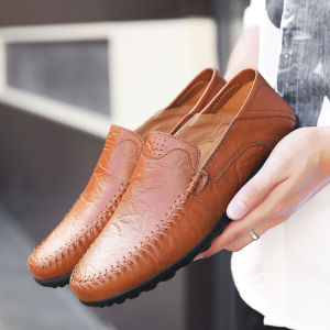 New Mens Leather Shoes Men Casual Shoes Moccasins Breathable Slip On Flats Mens Lightweight Walking Shoes
