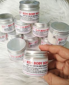 (Tặng kèm tắm trắng) KEM BODY BONG DA tái tạo toàn thân thơm mịn bong nhanh từ 7-10 ngày Loại bỏ da chai lì đen nhẻm sạch mụn lưng gia công sỉ  lẻ  kí theo yêu cầu