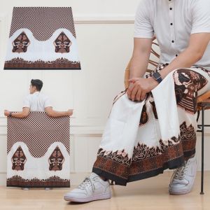 SARUNG BATIK DEWASA GUNUNGAN WAYANG PEKALONGAN MOTIF TEMBUS