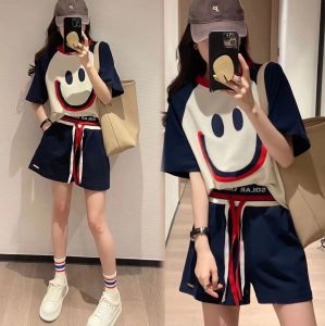 chen shop ชุดเซต 2 ชิ้น  เสื้อยืดคอกลม+กางเกงขาสั้น สไตล์เกาหลี  เนื้อผ้าดี ใสสบาย