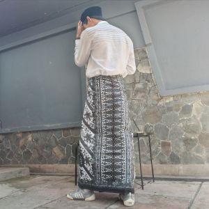Sarung Batik Terbaru Garda Motif Terbaru Bahan Katun Tidak Luntur Bisa Cod By Taza